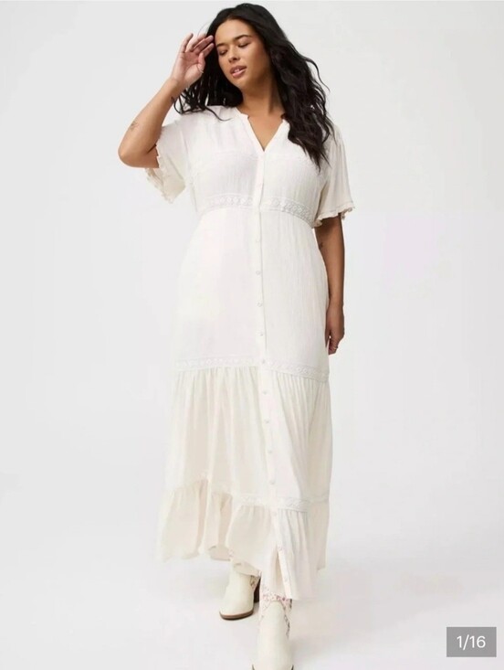 torrid Dresses & Skirts - NWT Torrid Cream Maxi Dress Size 1 / 1X 14-16 Boho Tiered Flutter Sleeve